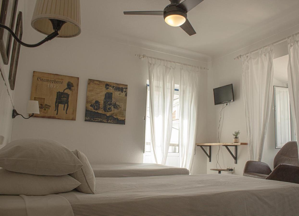 Vinnus Guesthouse Ericeira Dış mekan fotoğraf