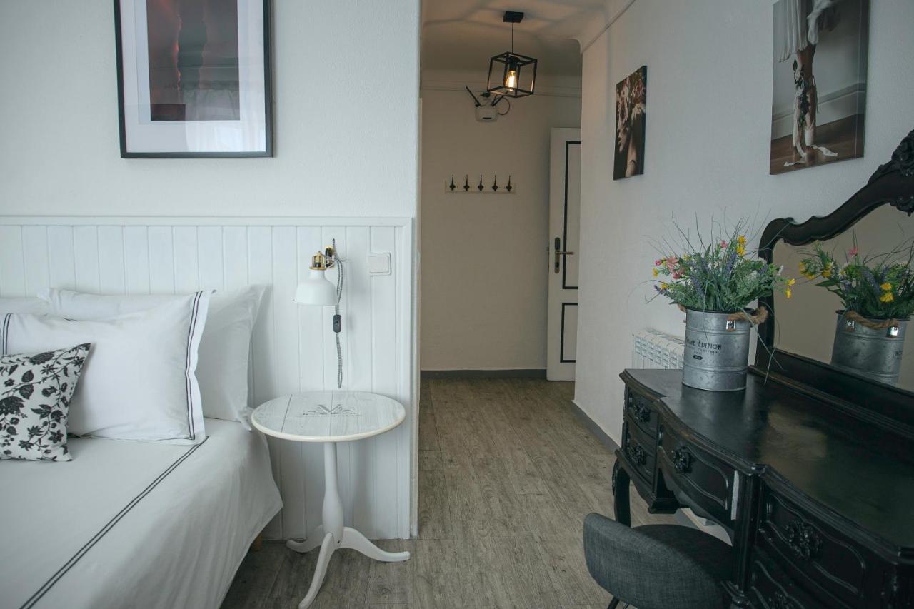 Vinnus Guesthouse Ericeira Dış mekan fotoğraf
