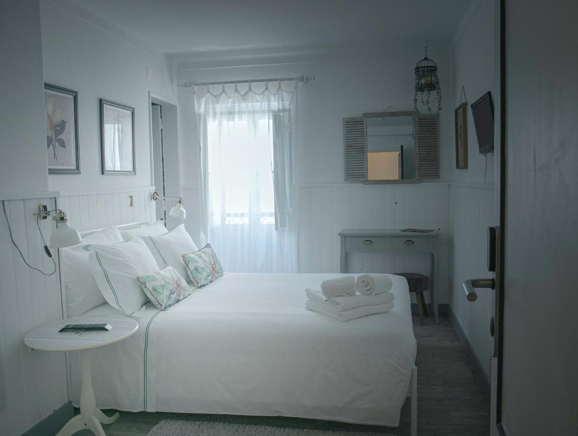 Vinnus Guesthouse Ericeira Dış mekan fotoğraf