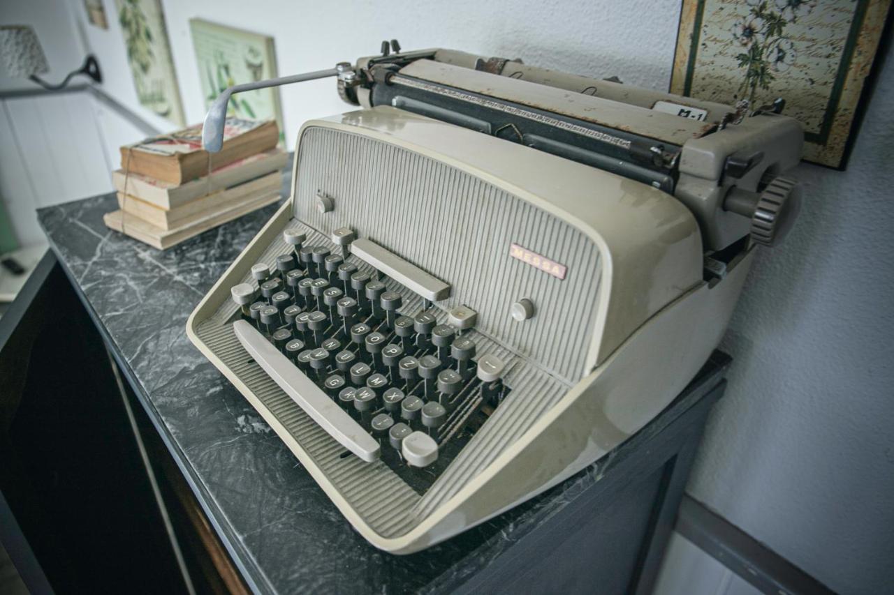 Vinnus Guesthouse Ericeira Dış mekan fotoğraf