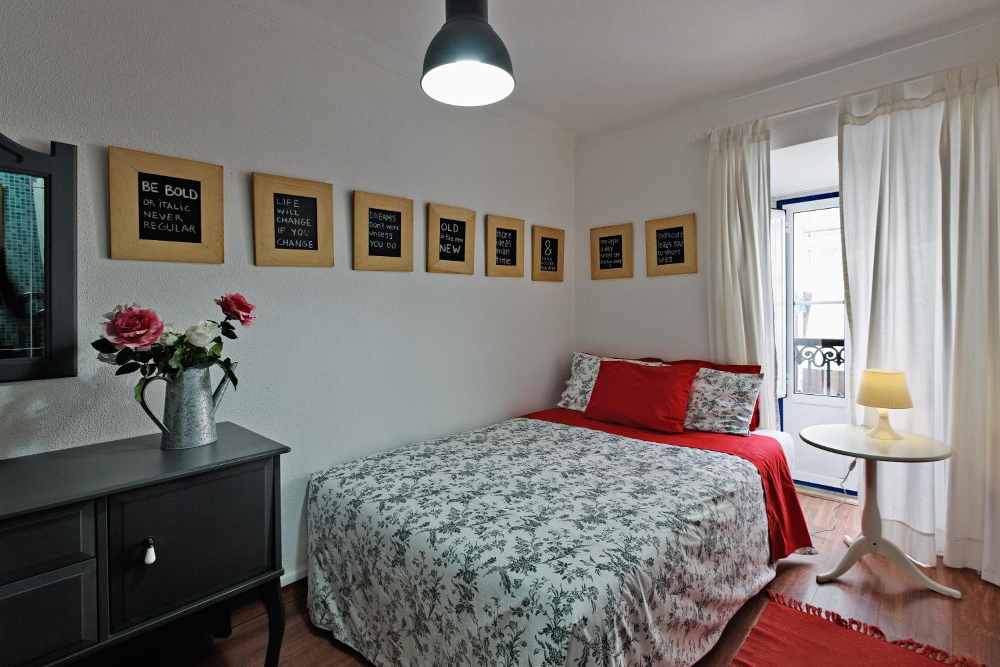 Vinnus Guesthouse Ericeira Dış mekan fotoğraf