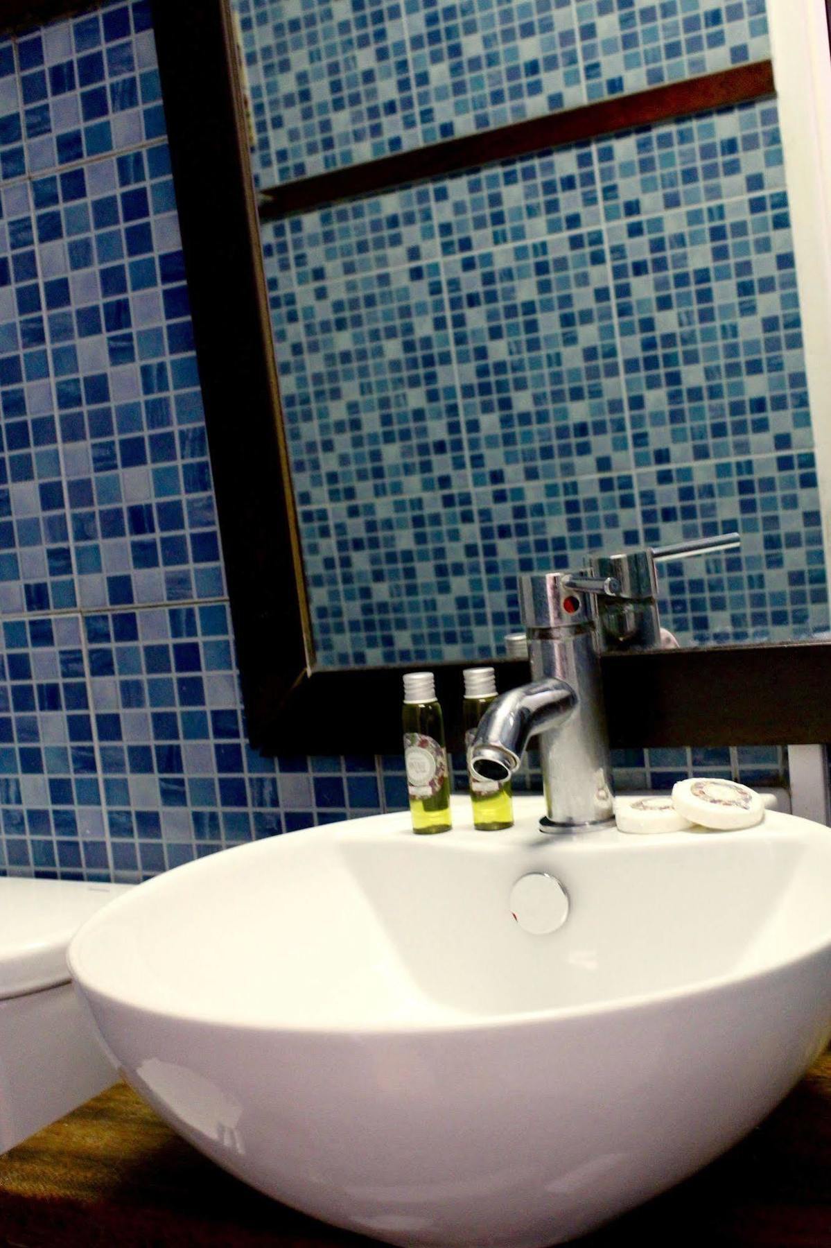 Vinnus Guesthouse Ericeira Dış mekan fotoğraf
